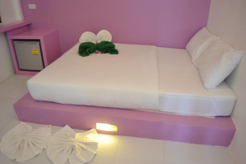 קו לנטה Pakgasri Guest House חדר תמונה