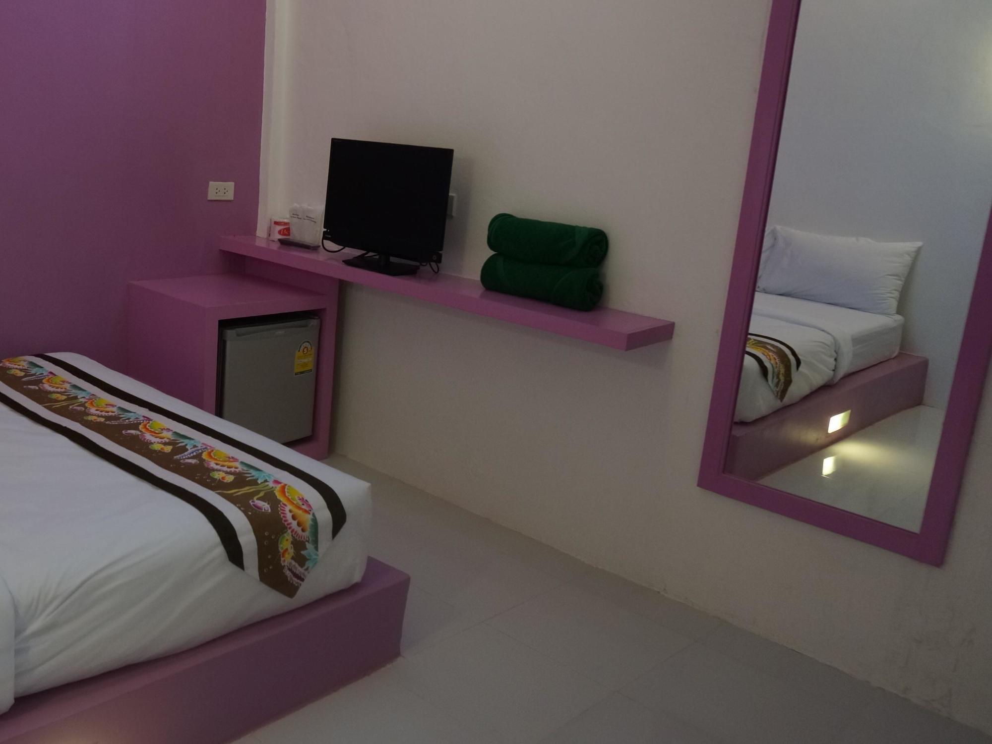 קו לנטה Pakgasri Guest House מראה חיצוני תמונה